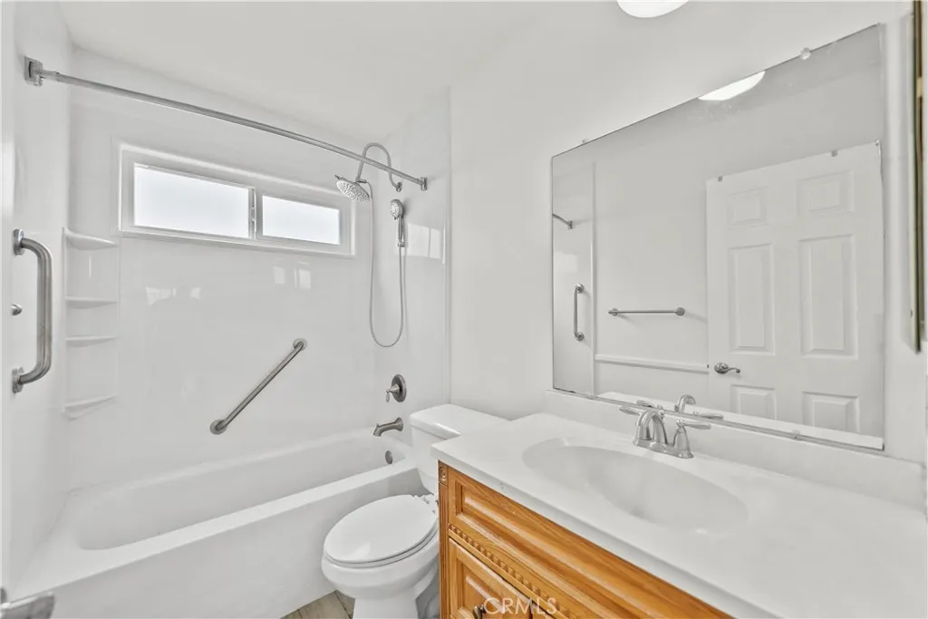 28144 Alaminos Drive, Saugus, California 91350 home-pic-29